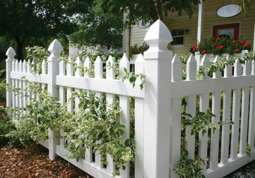 Top Fencing Trends in Hamilton: Elevate Your Outdoor Aesthetics